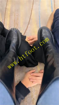 03jlm0pn15u.jpg