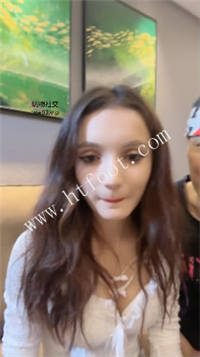 xitcexybovx.jpg