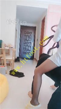 zpjf0p35av2.jpg