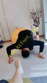 dcdzckqbax2.jpg