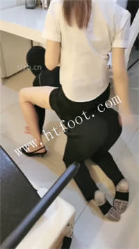iska01g23jj.jpg