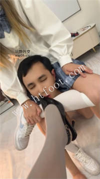 moak0hodtbz.jpg