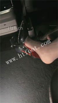 p15exw5j54m.jpg