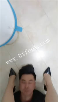 4abzhpopfcq.jpg