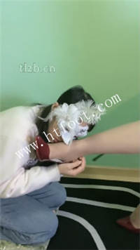 s2af4laq1q0.jpg