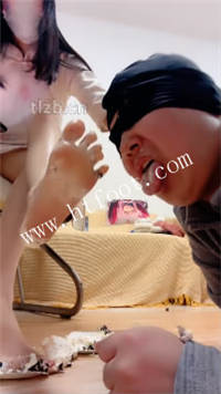 k53br1bo124.jpg