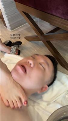 3mvmw2gc5i0.jpg