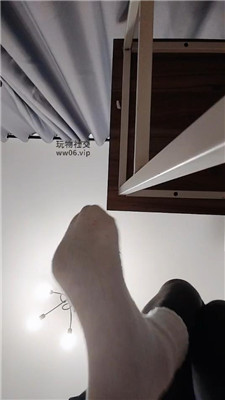 scwgo4fjzxd.jpg