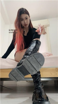 wanfl0g0hry.jpg
