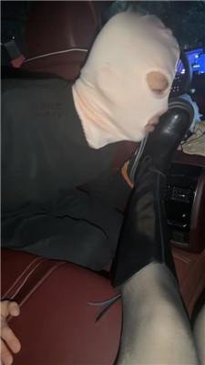 1wloy0bpkan.jpg