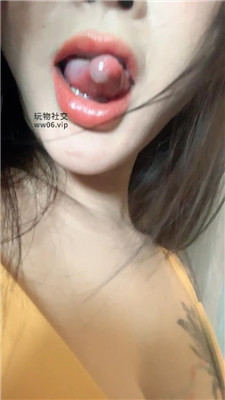uymqcuijgh4.jpg