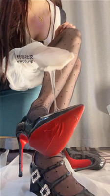 is3qc00auw2.jpg