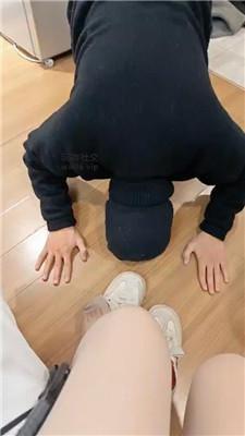 c5eijst2oum.jpg