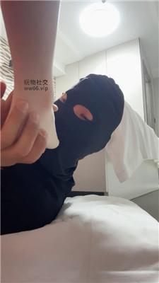 vkdmhf1pyl3.jpg