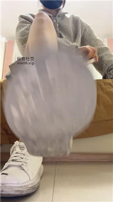 3m0hx0oe1tm.jpg