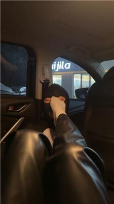 ivoxqlmrjp0.jpg