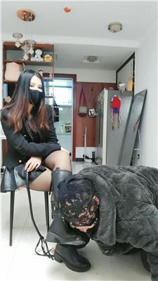 lovvsapa5it.jpg