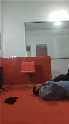 5ta012brvqv.jpg