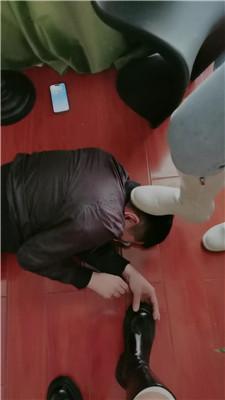 0scwqckycd1.jpg