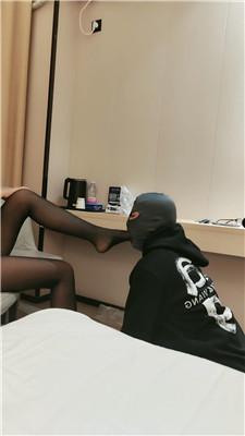zoigpgg0agq.jpg