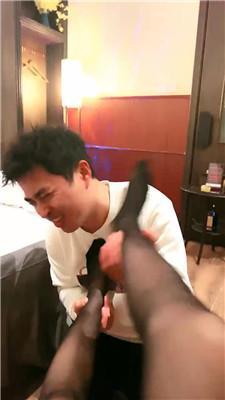 j2ktrx0vap0.jpg