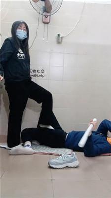 mkqkseoxgi5.jpg