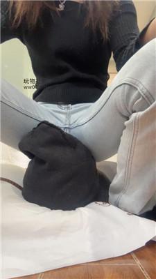 5awua41hvys.jpg