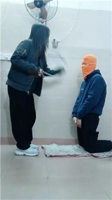 xqzcd1uhqws.jpg