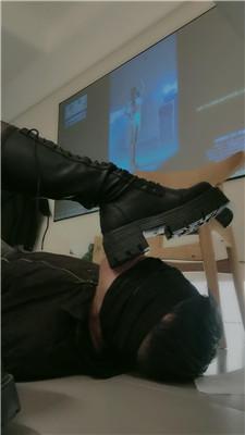 bchm2nhtvnw.jpg