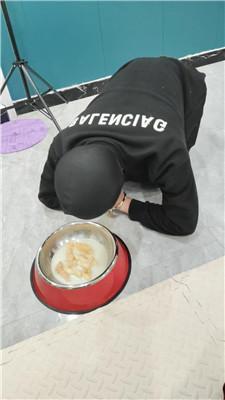 jwy0dyduivi.jpg