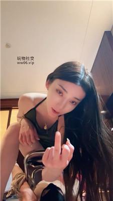 qyfqeyncpnb.jpg