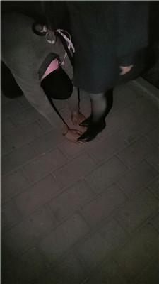 n1qcztskaf3.jpg