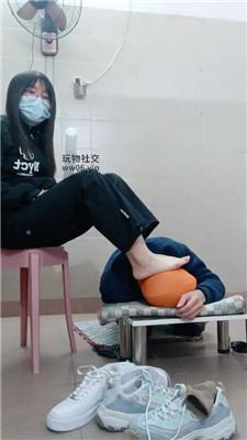 2dul3xbw52q.jpg