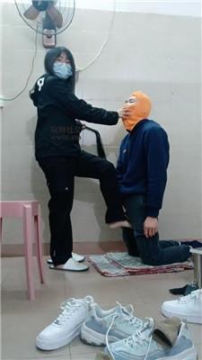 zzezah2shcx.jpg