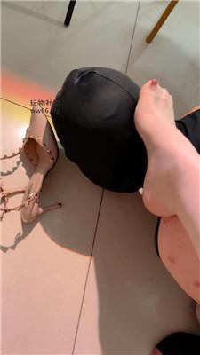 s0fnhiob2wb.jpg