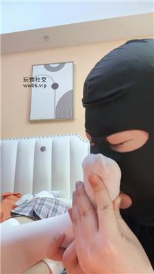 xfbaovbcq5s.jpg