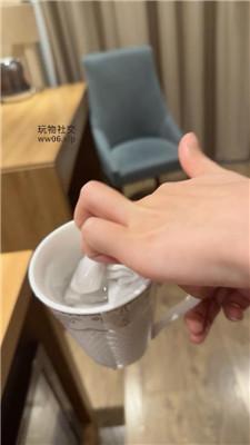 mvrk15wjl5y.jpg