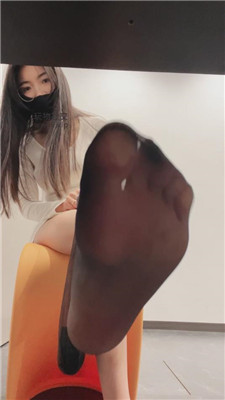 bxluhmbfzsg.jpg