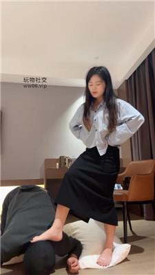 m043lybfl3x.jpg