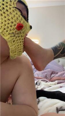ahqcjhudj32.jpg