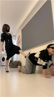 nmxes4ub345.jpg