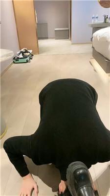 qc0yelkrqnn.jpg