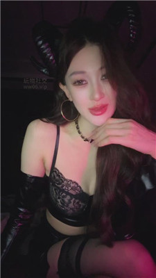 ag4i2r1fzz2.jpg