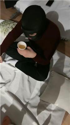 xs2b4d0ekhp.jpg
