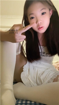 b0g0cwb40tn.jpg