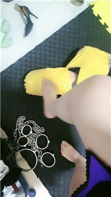 rjwl4nnezm3.jpg