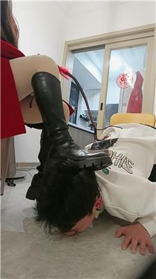 xlg5dxzyesc.jpg