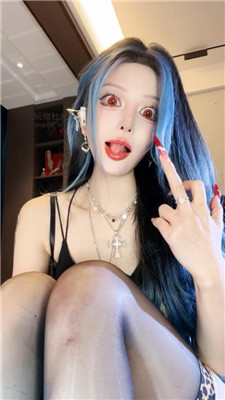 vryrhf4gbu2.jpg
