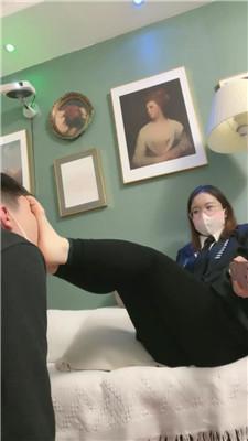 v1esfpivxb4.jpg