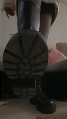 x53eynv2k5v.jpg
